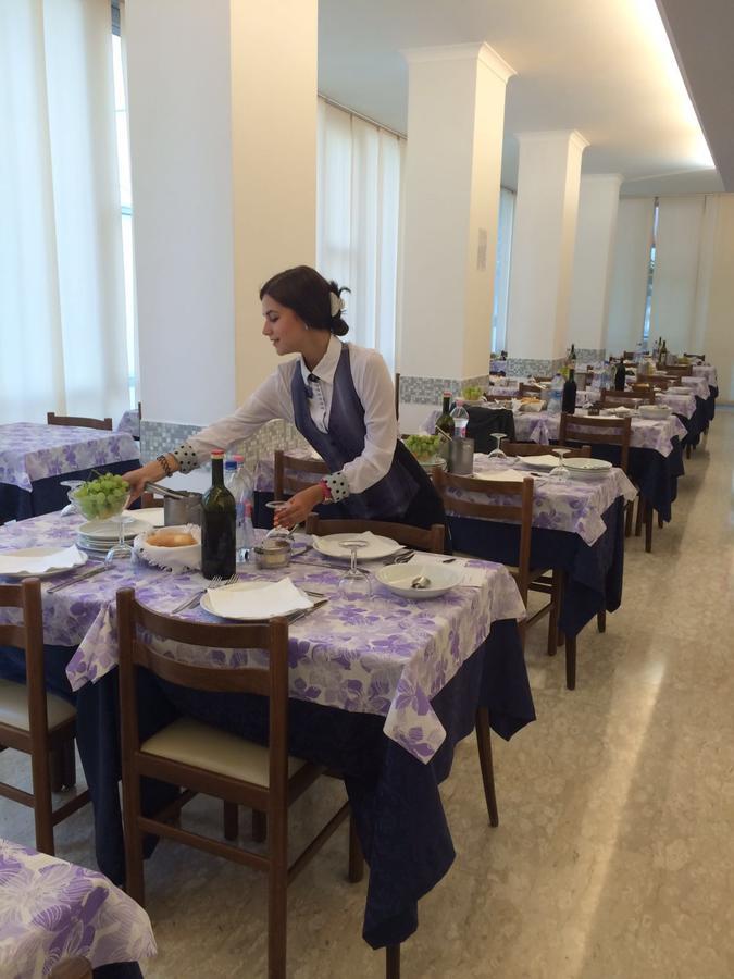 Hotel Euromar Ріміні Екстер'єр фото